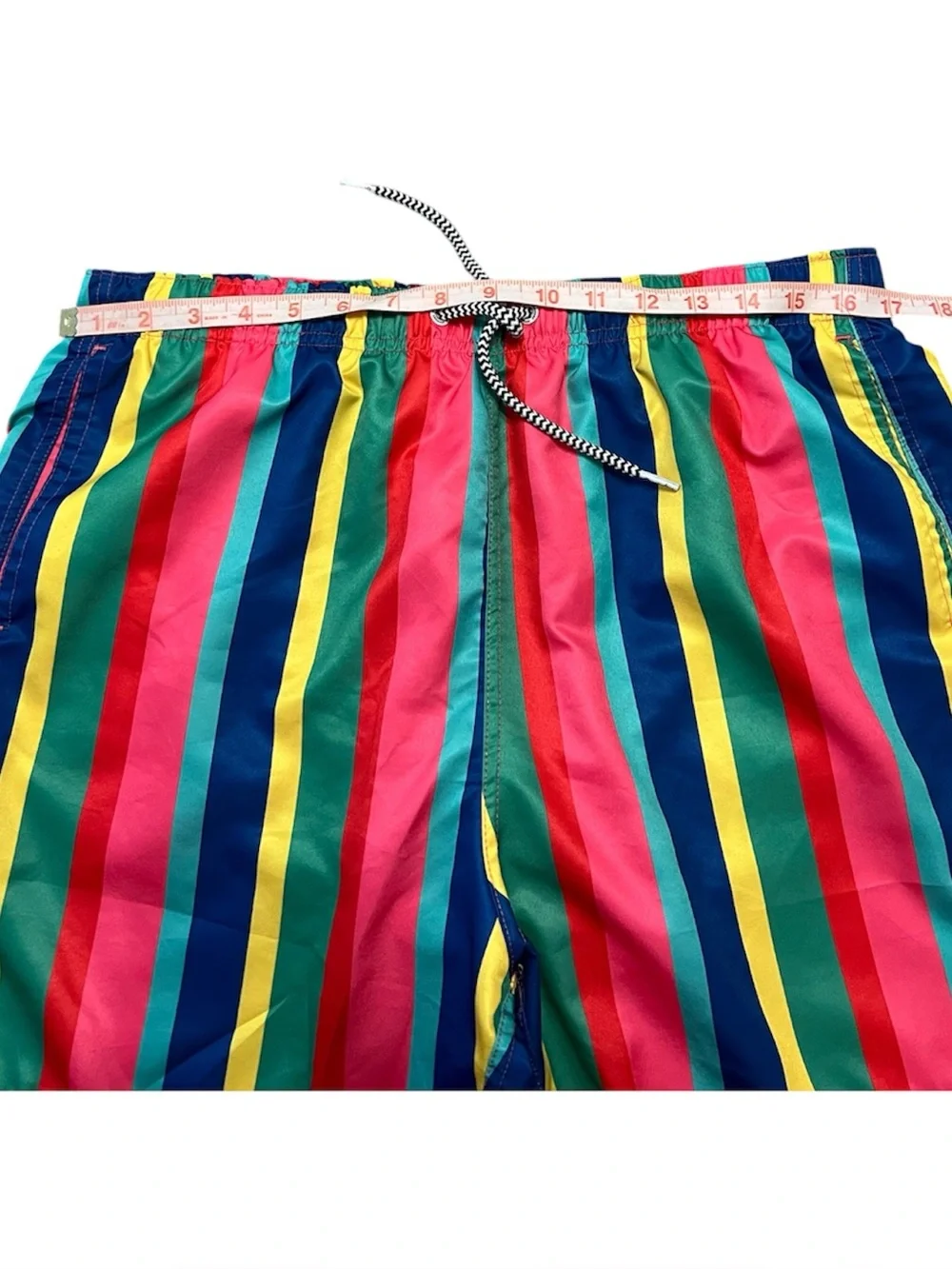BOARDIES men’s CAKE STRIPE mid length swim shorts drawstring sz XL EUC colorful